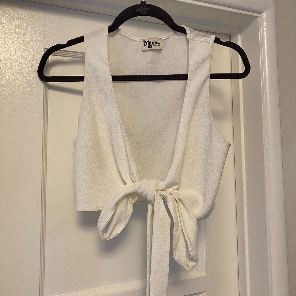 Show Me Your Mumu Size M White Front Tie Blouse
